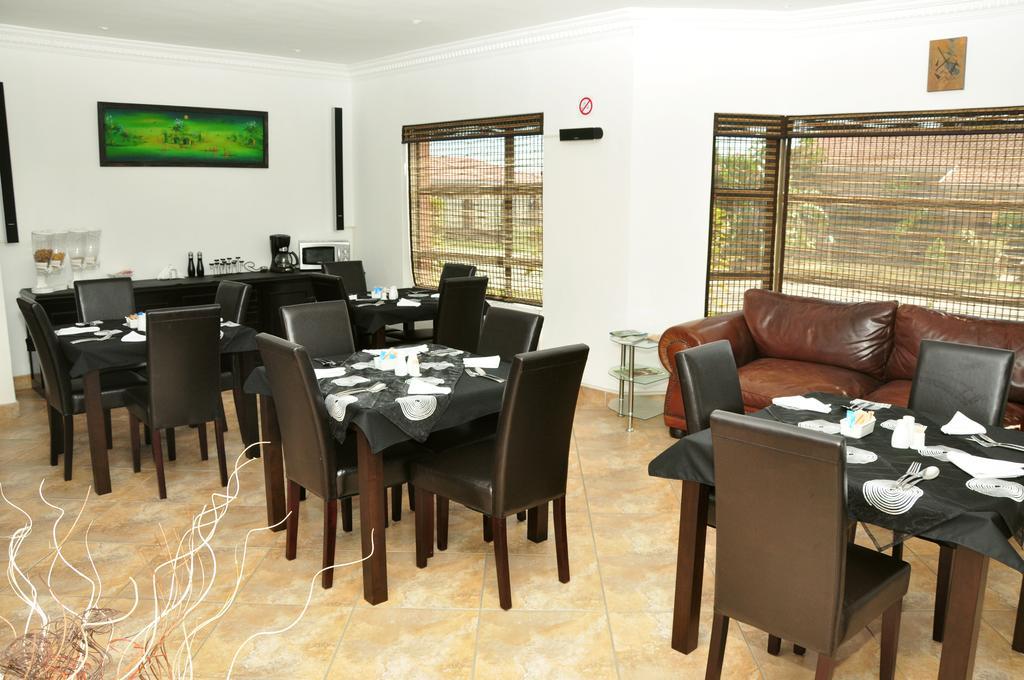 Me Casa Guest House Bluewater Bay ภายนอก รูปภาพ