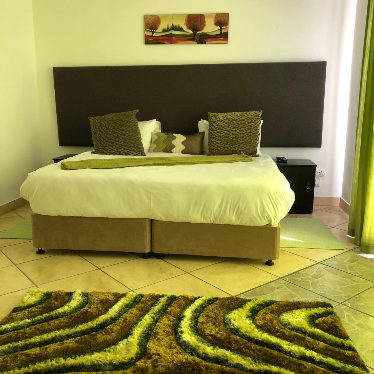 Me Casa Guest House Bluewater Bay ภายนอก รูปภาพ