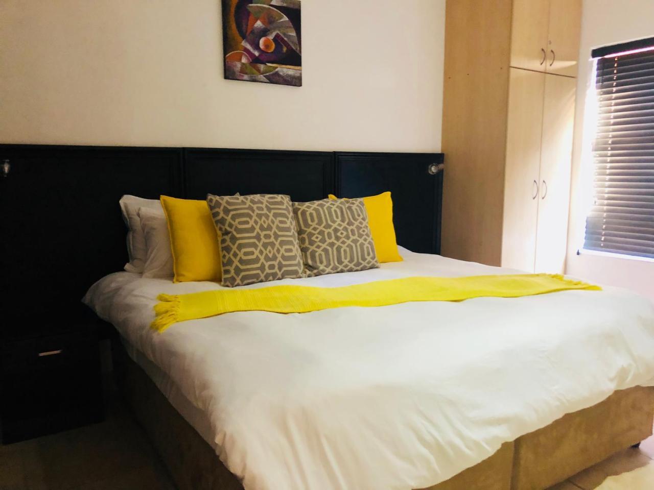 Me Casa Guest House Bluewater Bay ภายนอก รูปภาพ